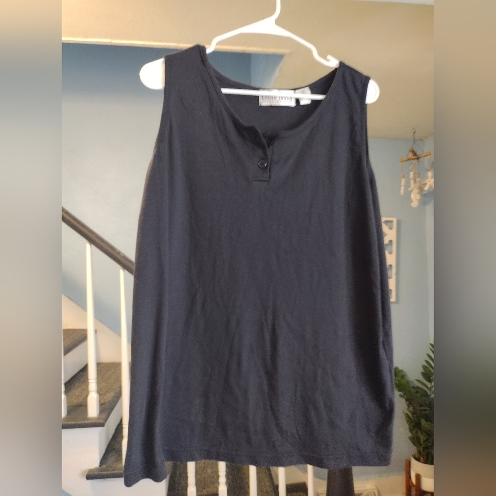 🦋 Extra Touch International Black Sleeveless Top 2X NWOT